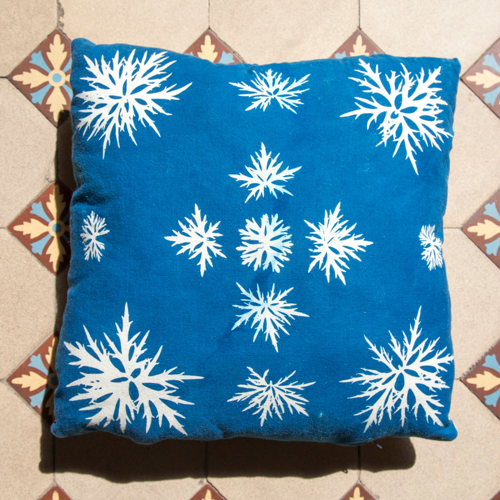 Coussin Collection ROSACE Bouton d'or 9
