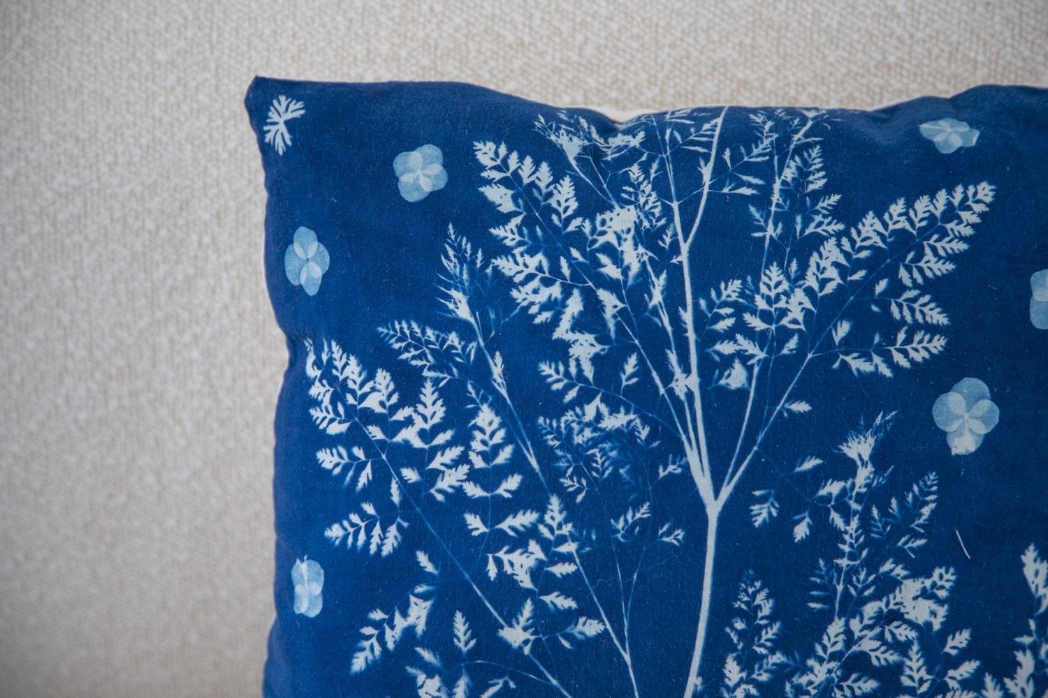 Coussin Collection PRINTEMPS Cerfeuil des bois 4 – Image 2